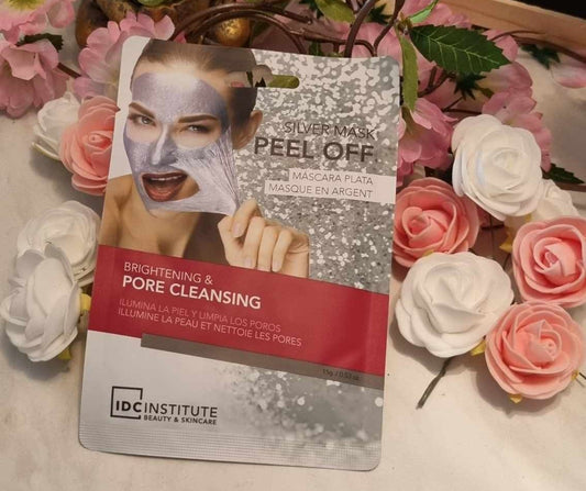 Masque argenté, illumine et nettoie les pores